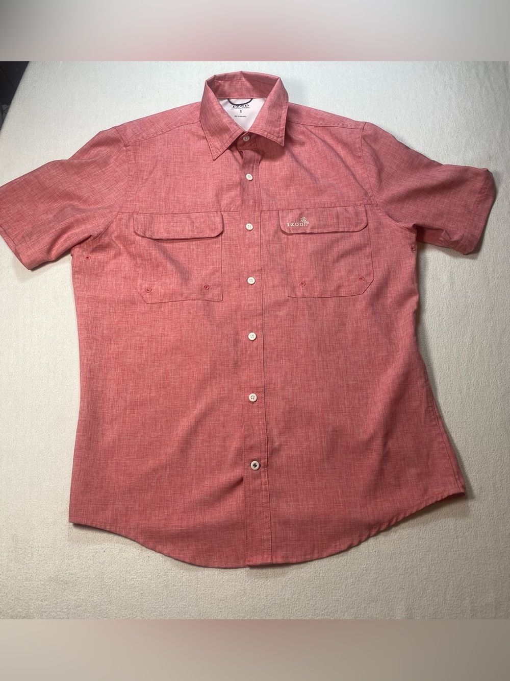 Izod Saltwater Fishing Men's Red Short-Sleeve Button-Down Shirt. See description